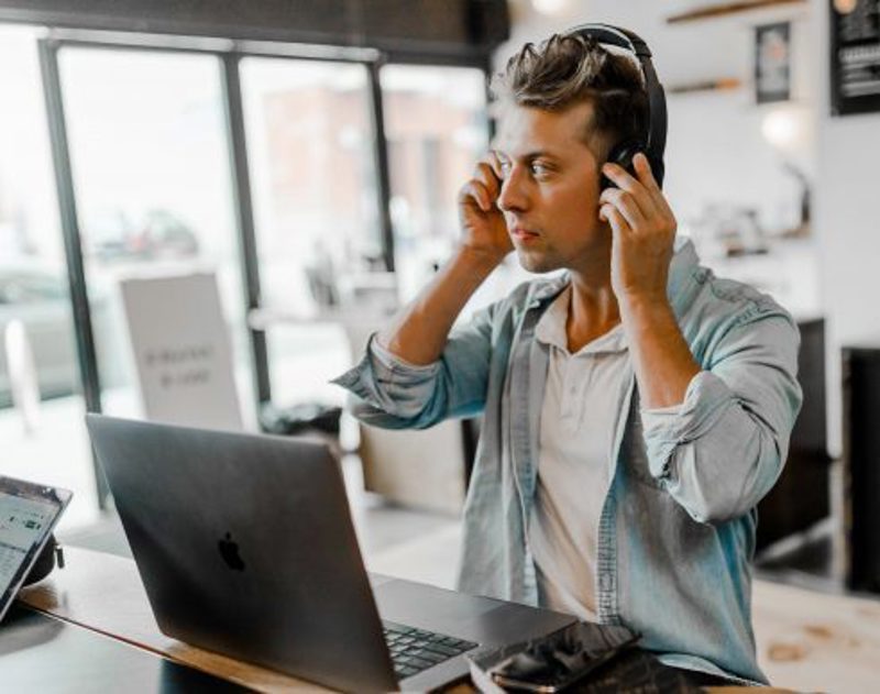 The HR Director image